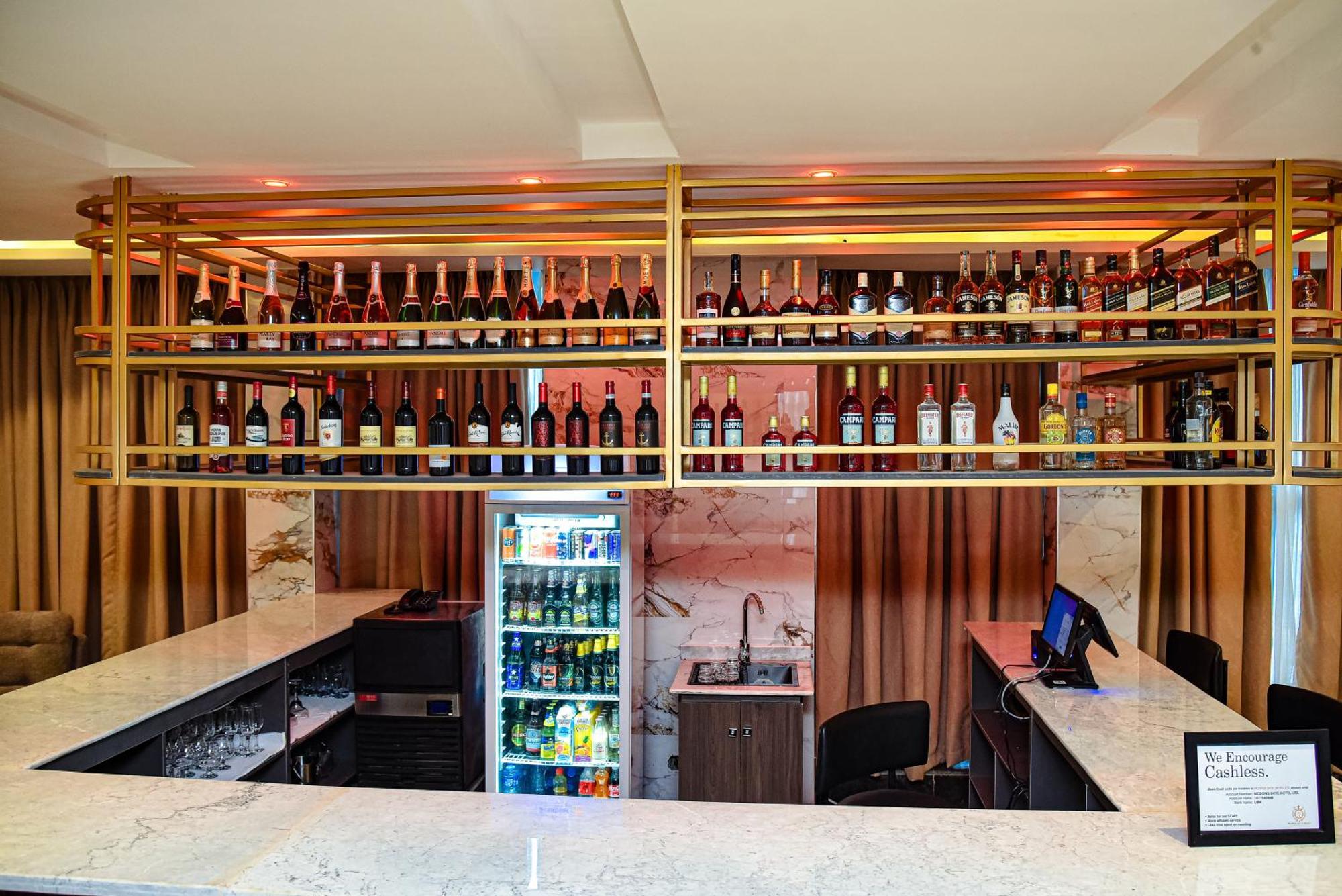 Mcdons Skye Hotel Owerri Exterior photo
