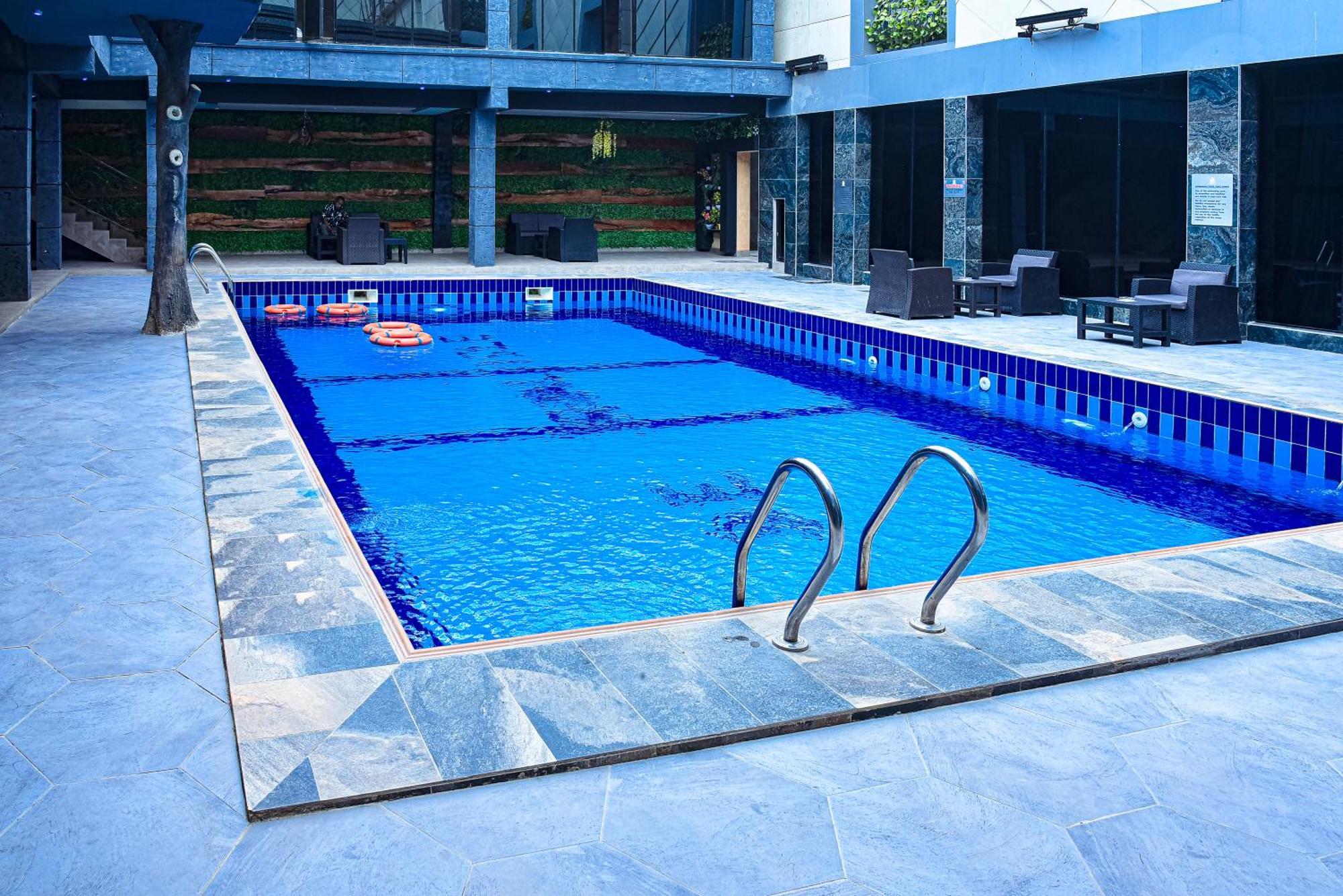 Mcdons Skye Hotel Owerri Exterior photo