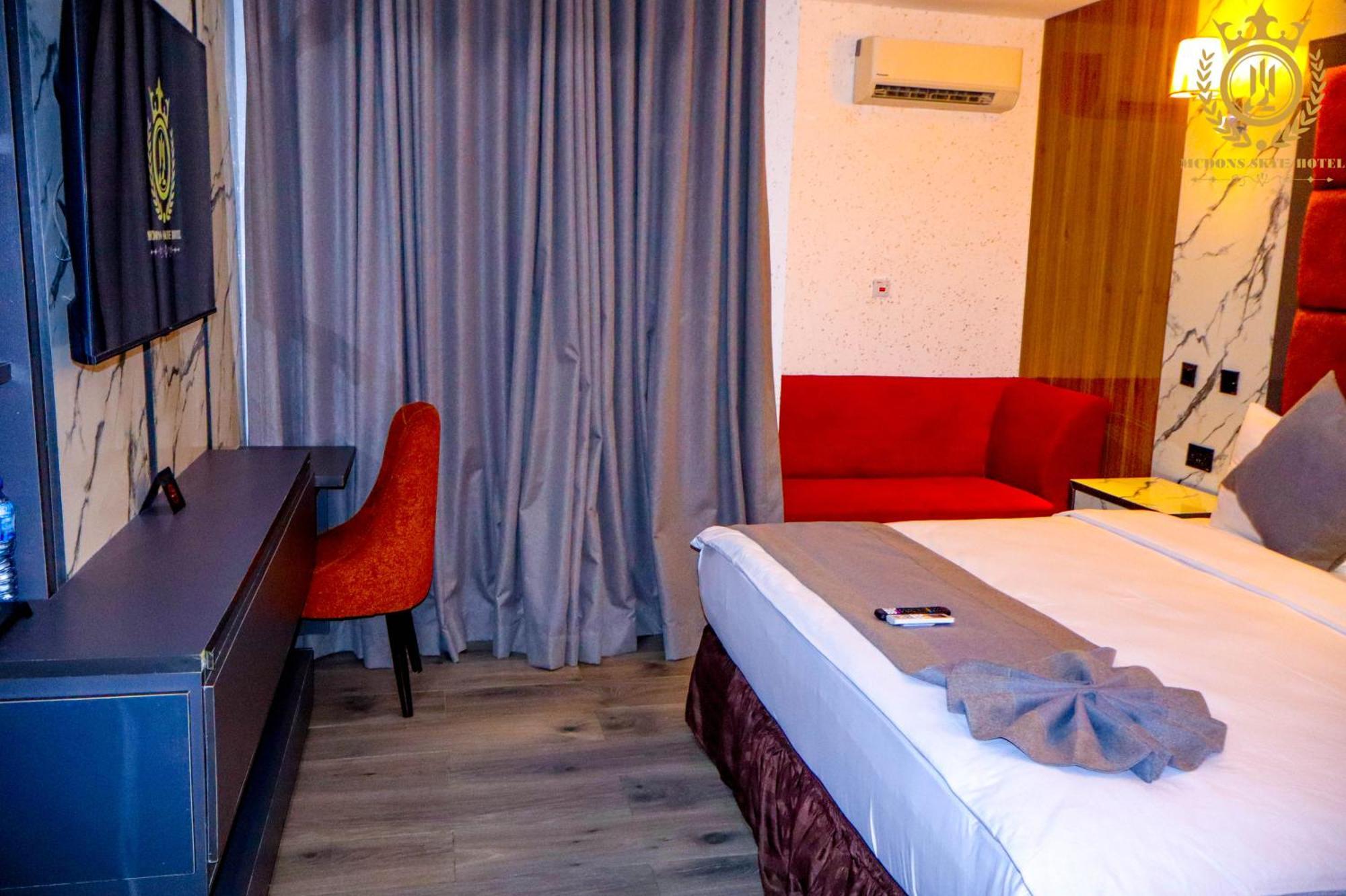Mcdons Skye Hotel Owerri Exterior photo